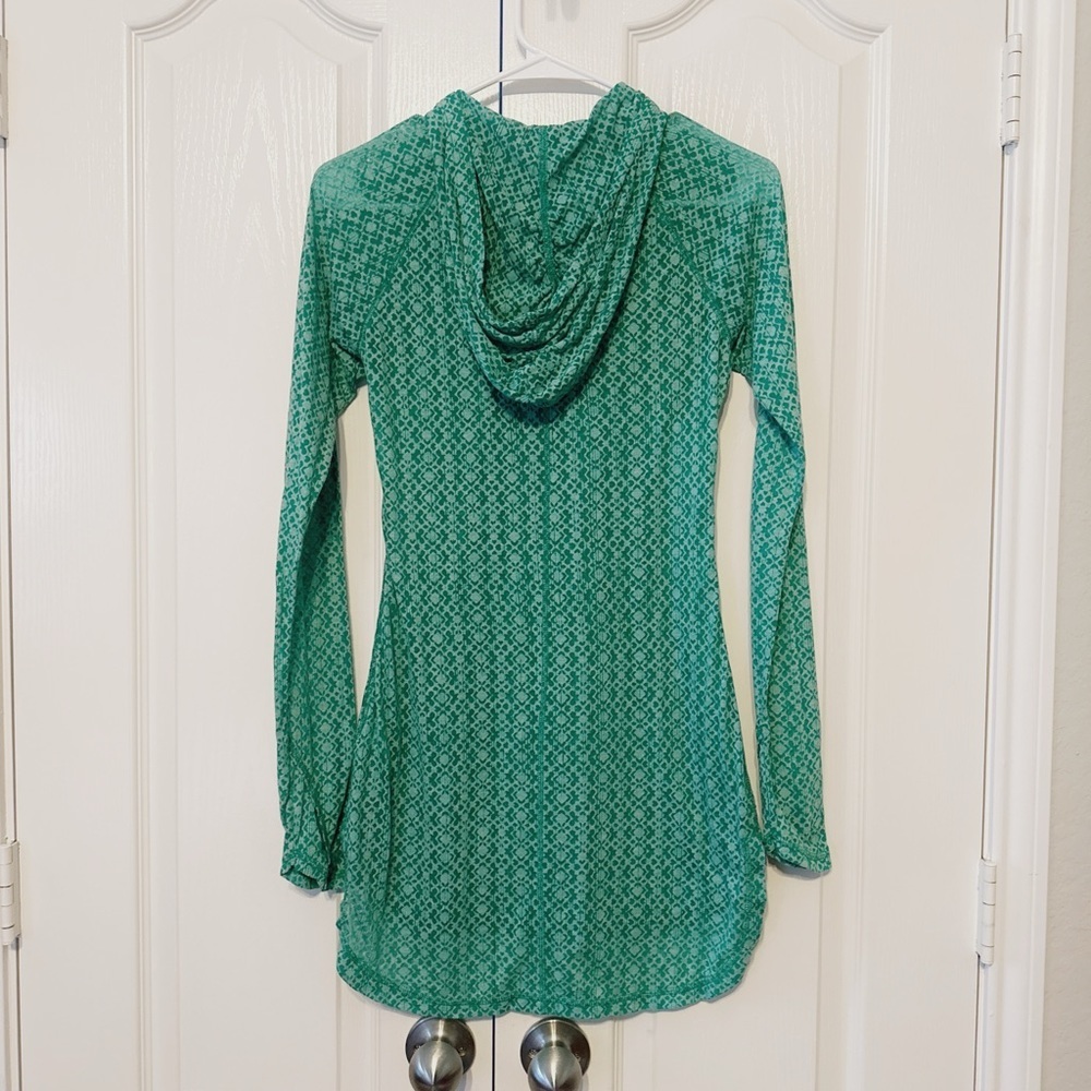 Athleta green hooded lightweight long top / coverup Size XS - Picture 2 of 14